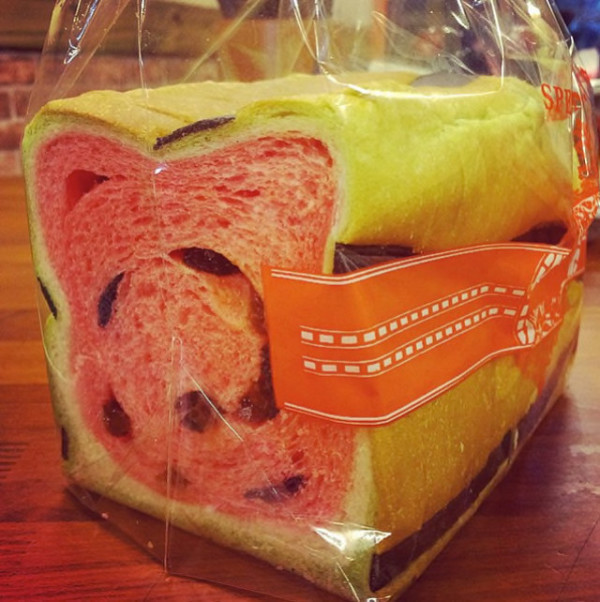 El pan de sandía taiwanés deleitará tus sentidos y confundirá tus papilas gustativas 11