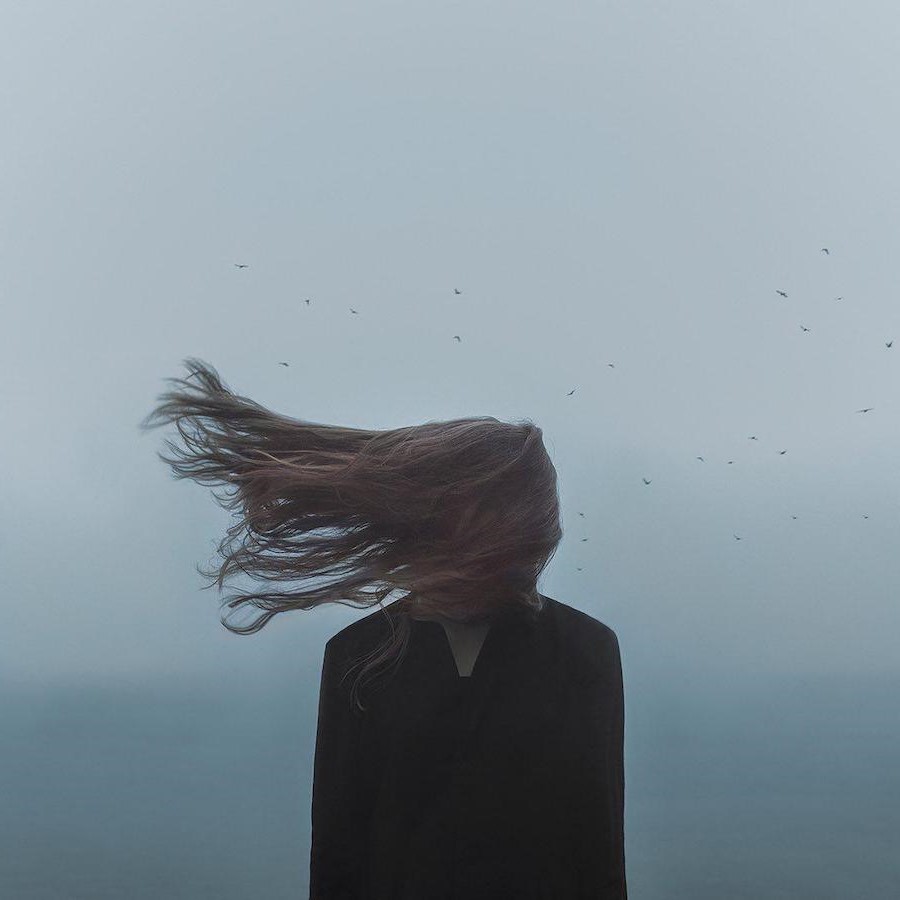 Paz de pensamiento | Fotografía surrealista que estudia el mundo solo de uno solo | Bayas cerebrales