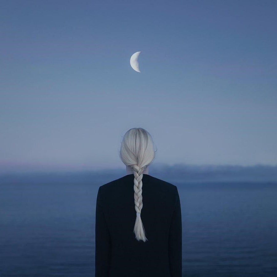 Soy solo yo | Fotografía surrealista que estudia el mundo solo de uno solo | Bayas cerebrales