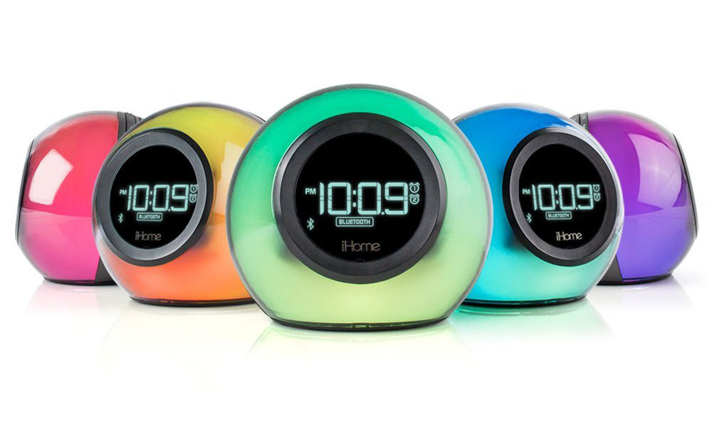  El color Bluetooth de iHome cambia el reloj doble FM Radio | 6 accesorios útiles simples para su vida diaria
