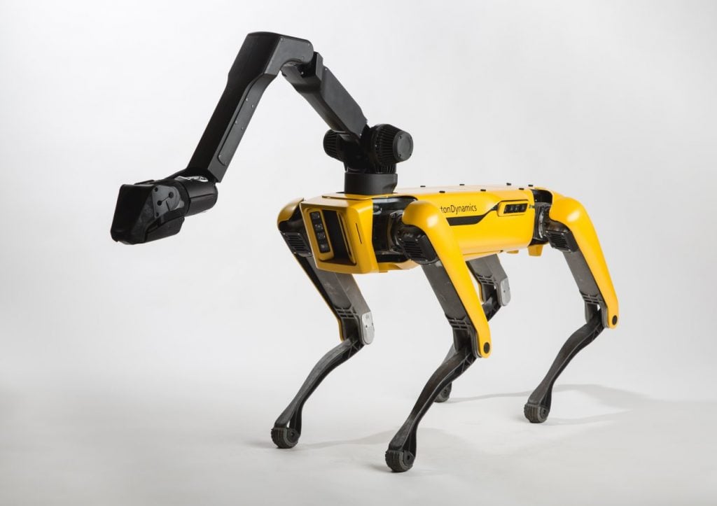 Spot Mini | 8 Los robots avanzados más sorprendentes que cambiarán nuestro mundo | Bayas cerebrales